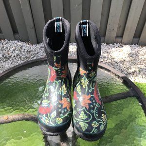 BOGS Classic Mid Autumn II Size 7